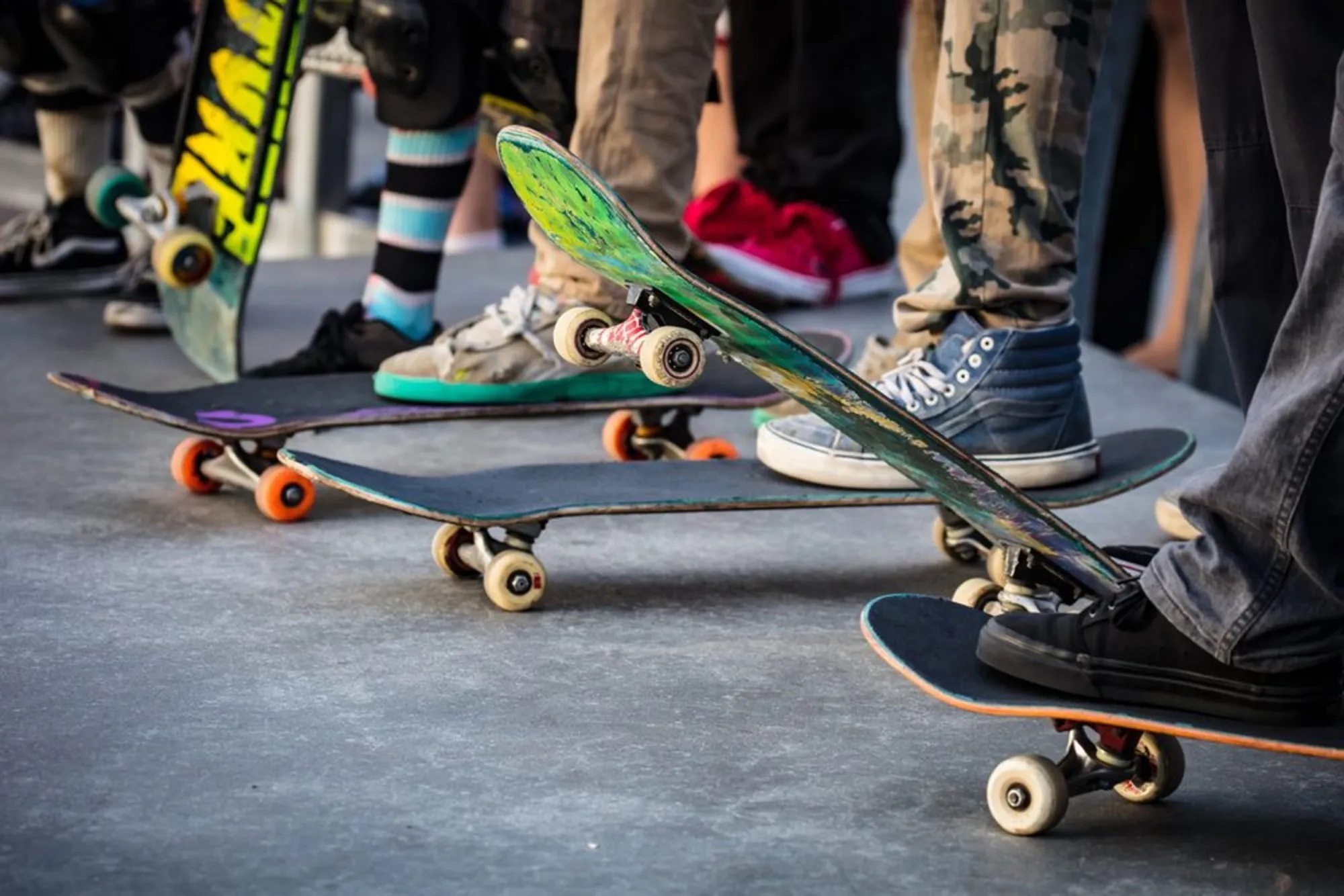 rent skates and longboards